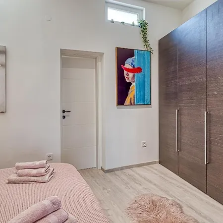 Studio Riva With Terrace