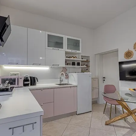 Studio Riva With Terrace Апартаменты Пореч